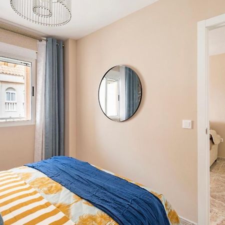 Апартаменты В 4 Мин От Пляжа Torrevieja Exterior photo