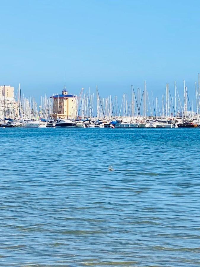 Апартаменты В 4 Мин От Пляжа Torrevieja Exterior photo